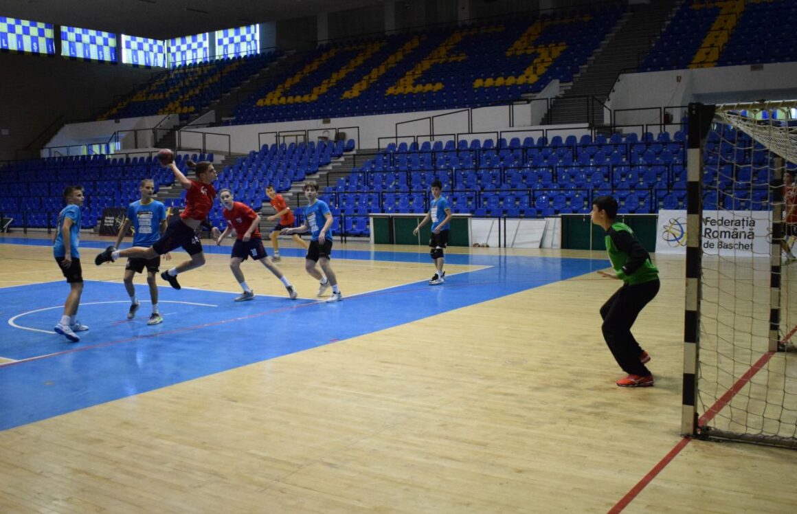 Echipa de handbal juniori 3, învingătoare în derbiul seriei, cu HC Junior BB Buzău!