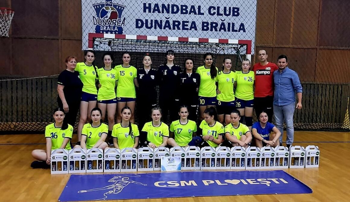 Echipa de handbal junioare 3 a CSM Ploieşti încheie sezonul pe locul al 5-lea!