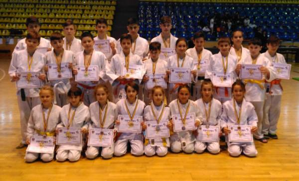 CSM-CFR-CSŞ Ploieşti, 24 de medalii la „Cupa Râmnicului”!