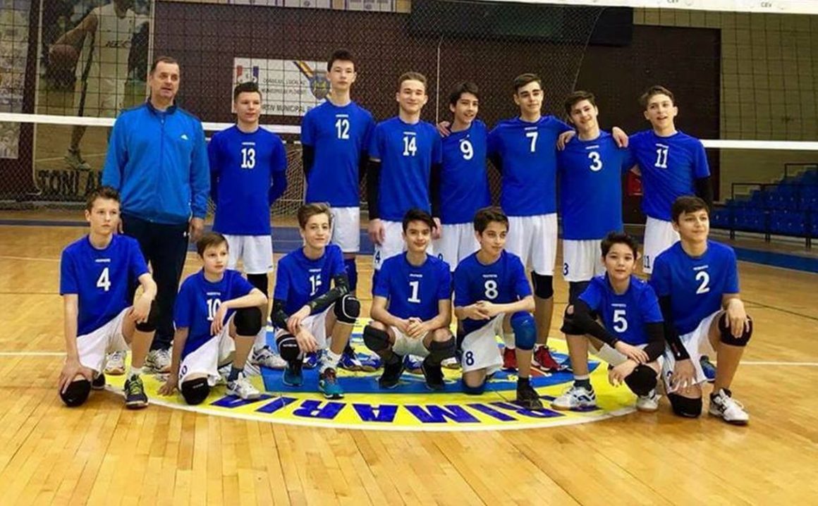 Voleibaliştii s-au calificat pentru faza semifinală a campionatului!