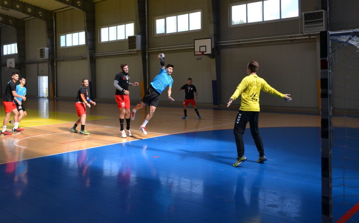 Handbal juniori: indigo pe prima etapă – trei victorii şi un eşec pentru CSM Ploieşti!