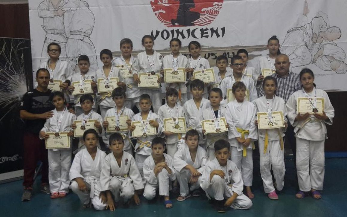 Judoka de la CSM-CFR-CSŞ Ploieşti, 19 medalii la Cupa „Mureşul Cis Gaz”!
