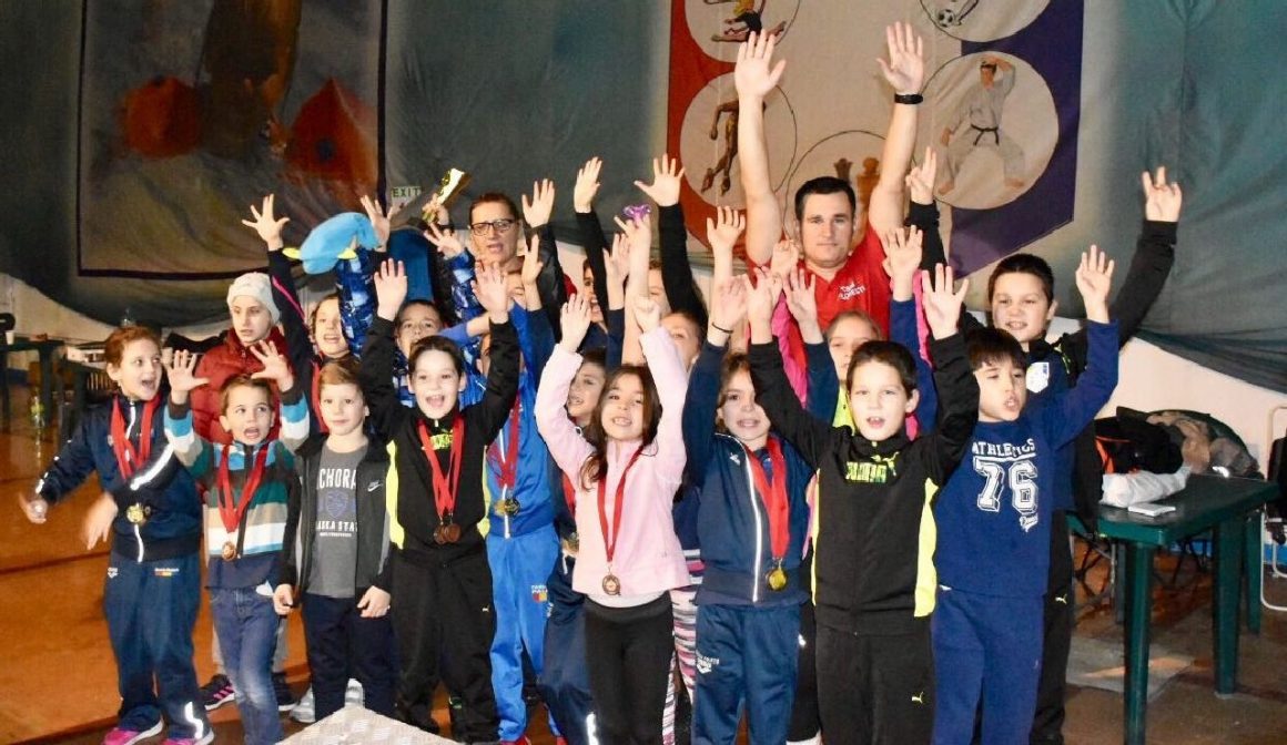 Înotătorii de la CSM Ploieşti, 26 de medalii la Cupa „Moş Crăciun”!