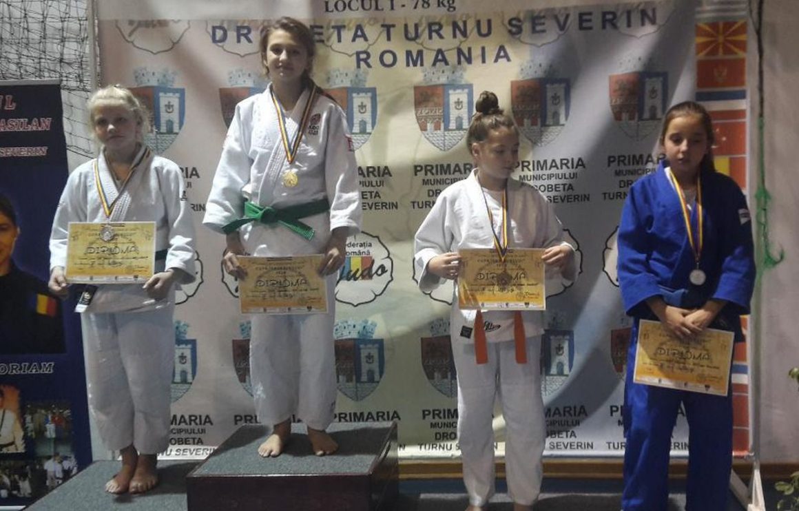 Judoka de la CSM-CFR-CSŞ Ploieşti, 12 medalii la „Cupa Severinului”!