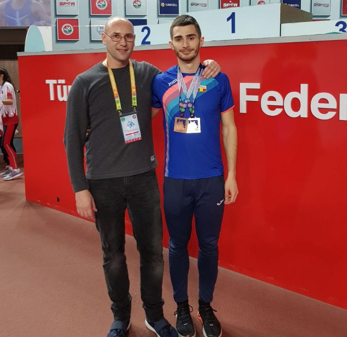 Atletul Cristian Radu, campion balcanic cu ştafeta României, la Istanbul!