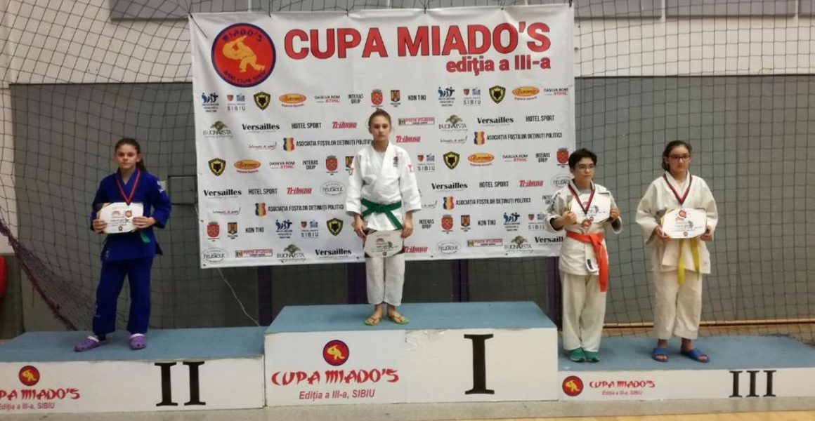Judoka de la CSM-CFR-CSŞ Ploieşti, trei medalii la Cupa „Miado’s” – Sibiu!