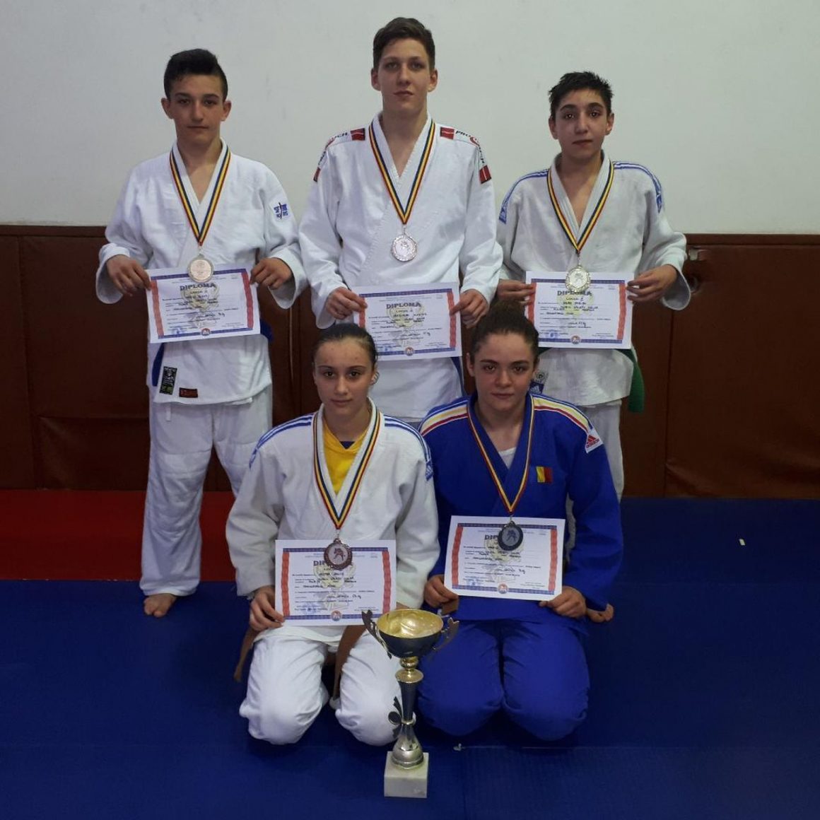 Judoka de la CSM-CFR-CSŞ Ploieşti, 5 medalii la Finala CN Şcolare – „U18”!