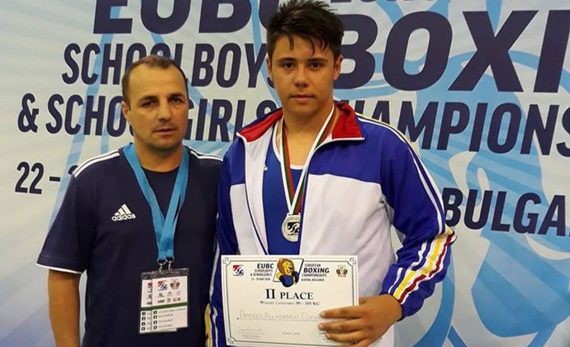 Boxerul Andrei Constantin, medalie de argint la Campionatele Europene Şcolare pentru Cadeţi!