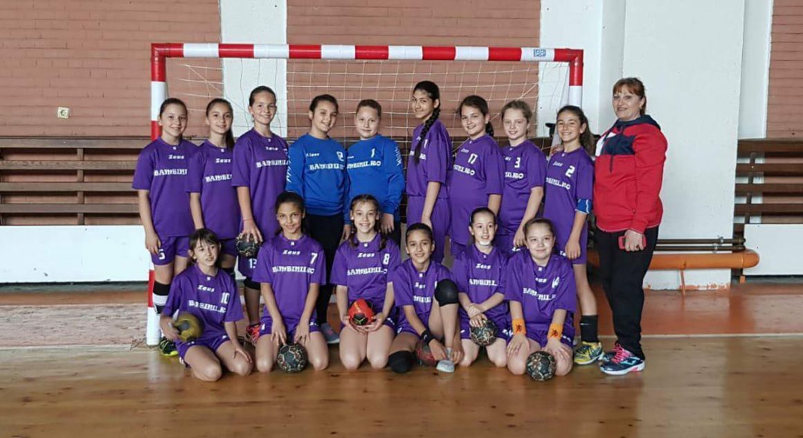 Echipa de minihandbal fete s-a calificat la Turneul final al campionatului!