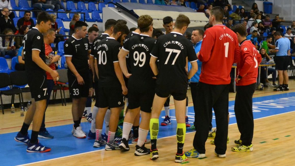 Echipa de handbal juniori 1 câştigă Seria B după o nouă victorie clară: 39-31 la Buzău!
