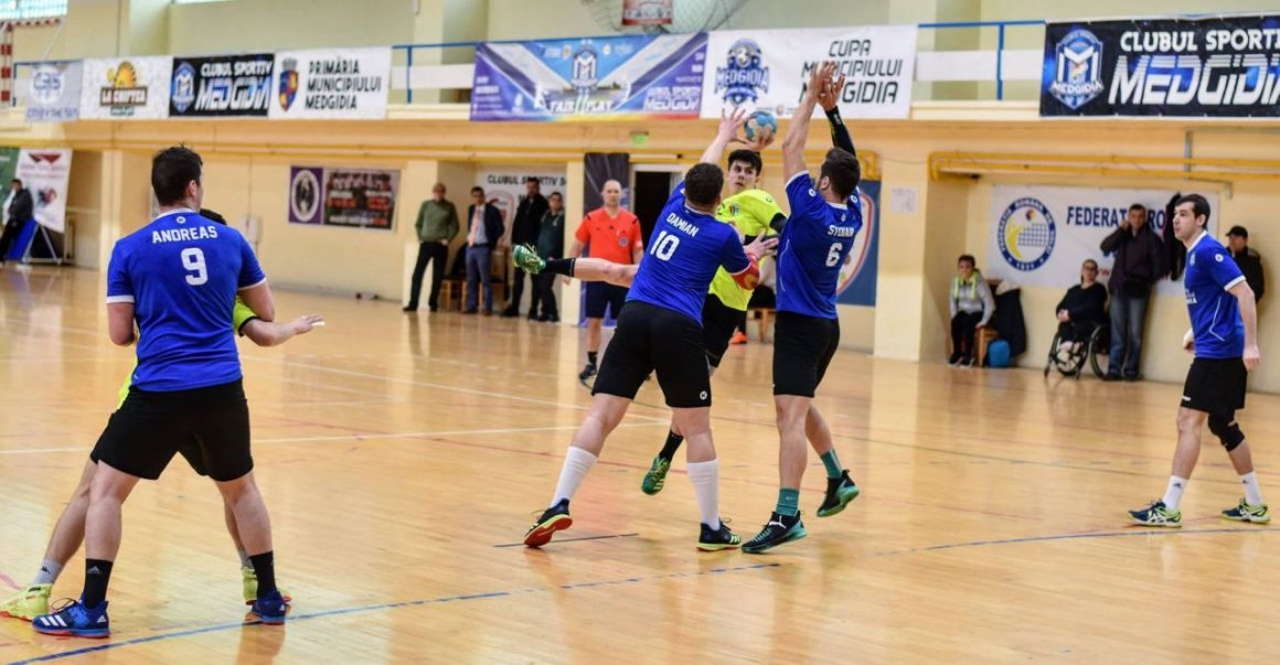 Două victorii şi o înfrângere pentru echipele de handbal juniori ale clubului