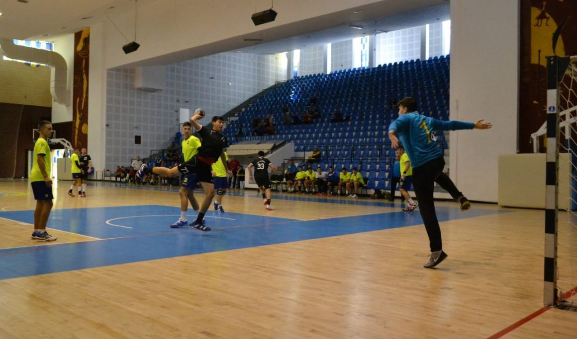 Echipa de handbal juniori 1, tot mai aproape de Turneul final!