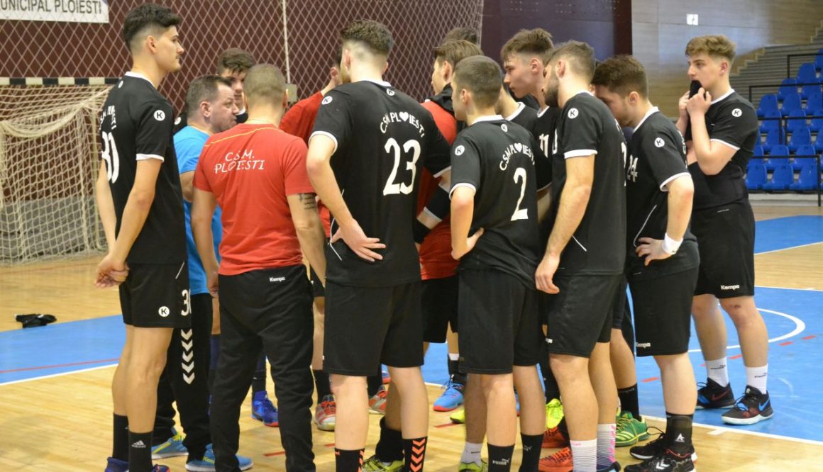 Echipa de handbal juniori 1 a CSM Ploieşti debutează mâine la Turneul final al campionatului!