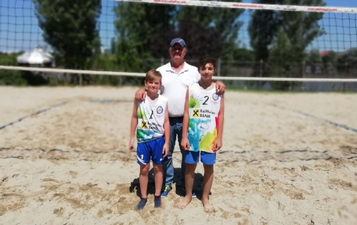 CSM Ploieşti, pe locul 10 la Campionatul Naţional de volei pe plajă, categoria „speranţe”!