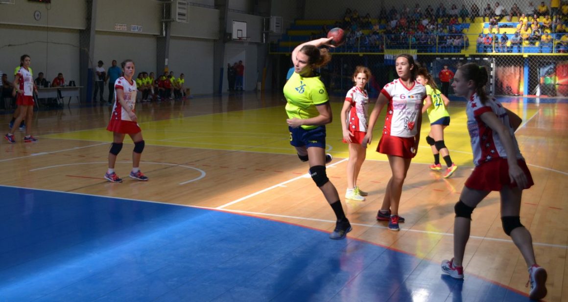 Echipa de handbal junioare 3, remiză spectaculoasă în derbiul cu CSŞ 6 Bucureşti!