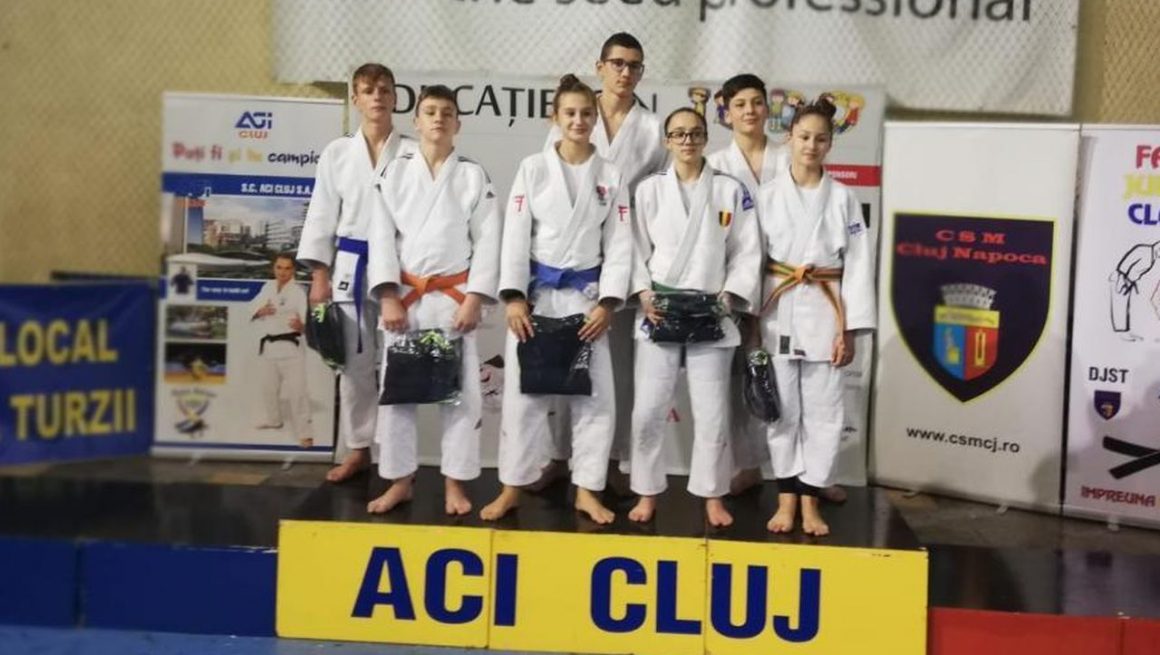 Sportivii de la CSM-CFR-CSŞ Ploieşti, argint la Cupa Campionilor la Judo pe echipe mixte!