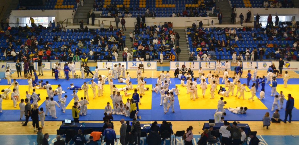 Sportivii de la CSM-CFR-CSŞ Ploieşti, 32 de medalii obţinute la Cupa „Micul Judoka”!