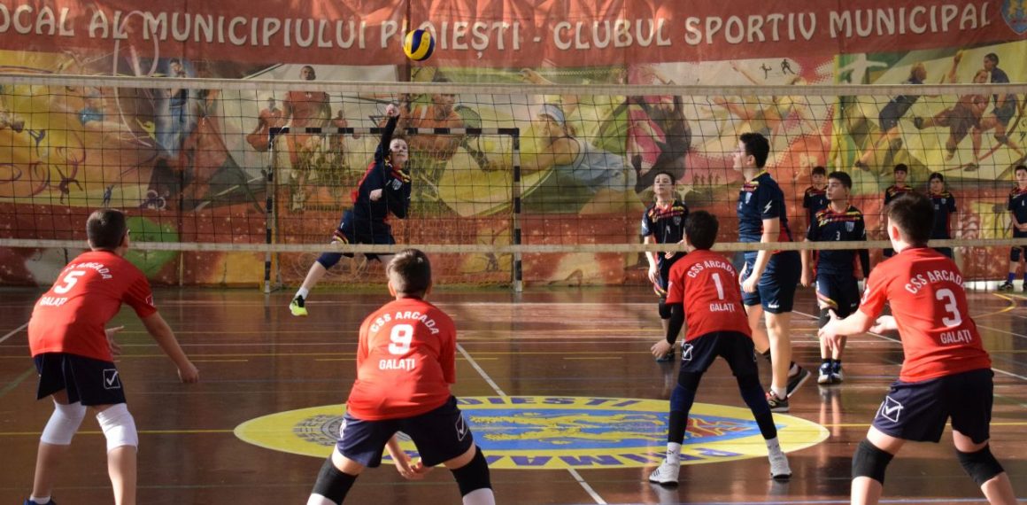 Echipele de minivolei ale CSM Ploieşti s-au calificat la turneele semifinale!