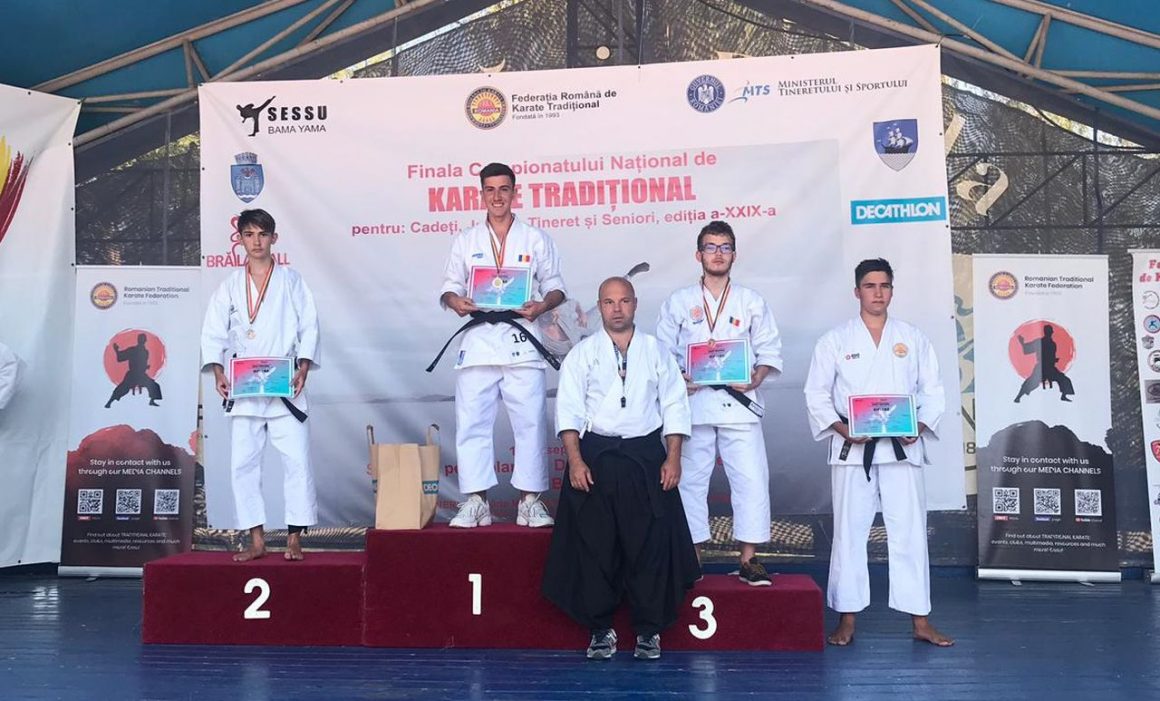 Sportivii de la CSM Ploieşti, opt medalii obţinute la Campionatului Naţional de Karate Tradiţional!