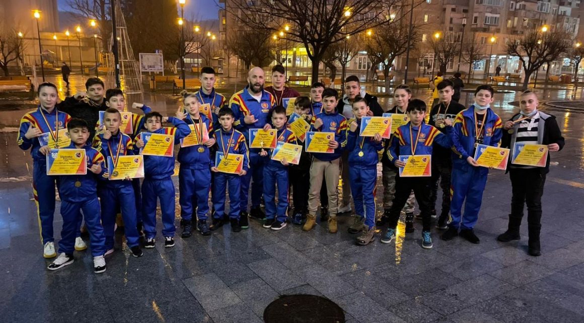 CSM Ploieşti, pe primul loc în clasamentul cluburilor la Cupa „Dani Brânzău Kempo – MMA”!