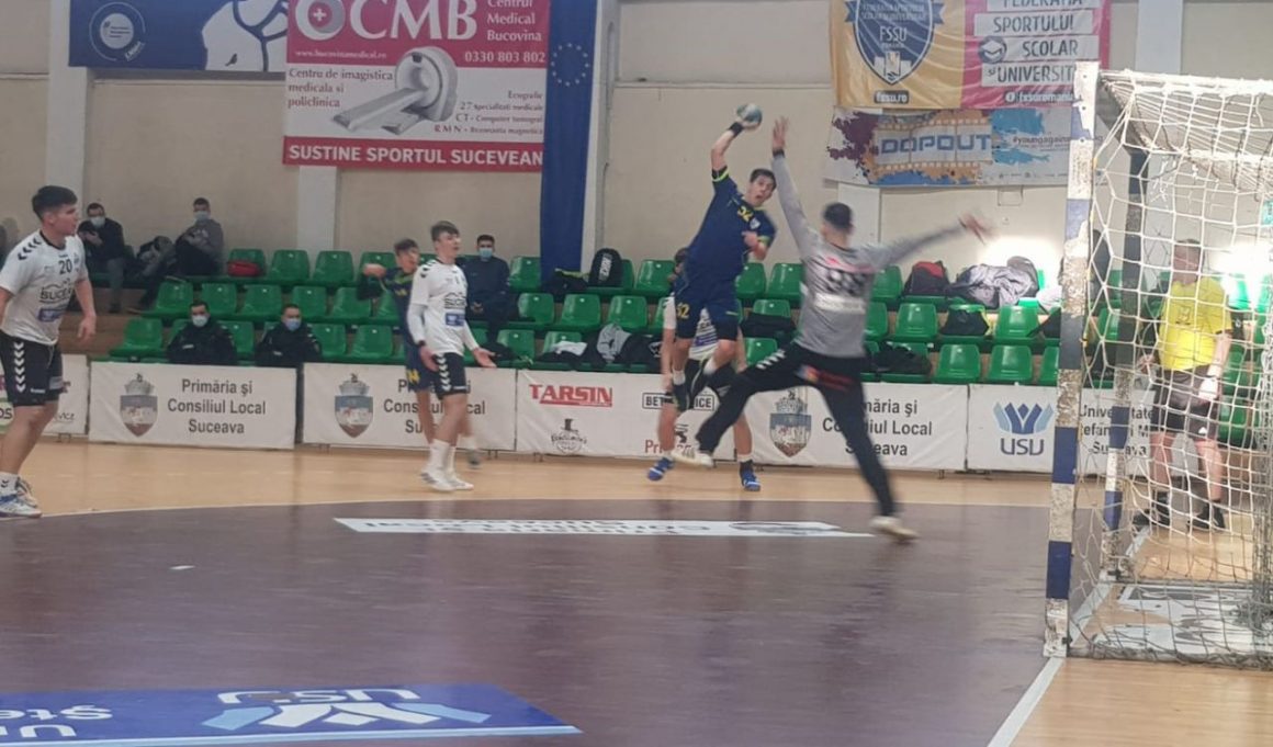 Echipa de handbal masculin, eşec la debutul în turneul de la Suceava: 31-37 cu gazdele de la CSU!