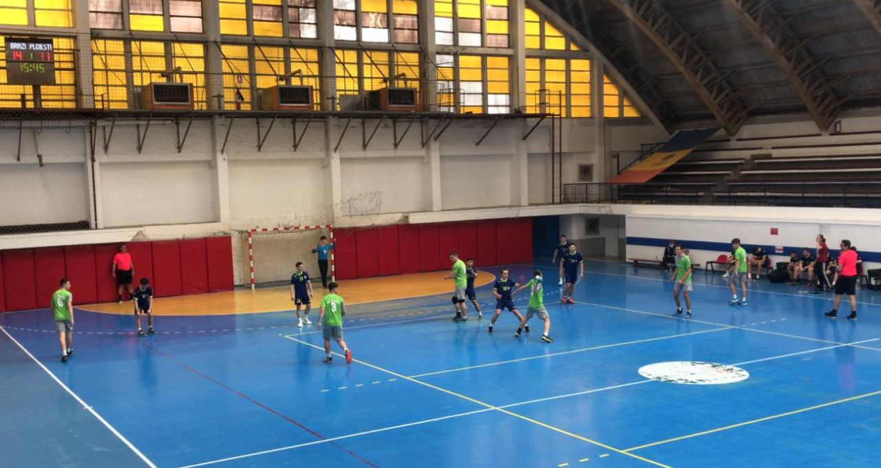Measurement Martin Luther King Junior dinosaur Echipa de handbal juniori 2 a pierdut primele două meciuri ale turneului de  la Bucureşti | CSM Ploiesti