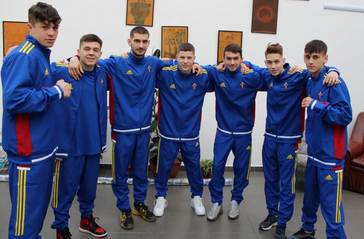 Boxerii Marian Ghinoiu şi Iulian Dumitrescu şi-au aflat adversarii de la „mondialul” de tineret!