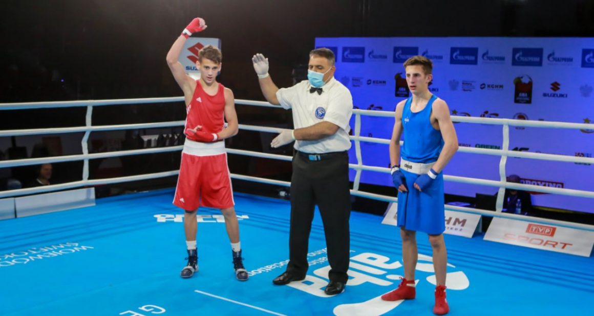 Boxerul Marian Ghinoiu s-a calificat în optimile de finală ale Campionatului Mondial de Tineret!