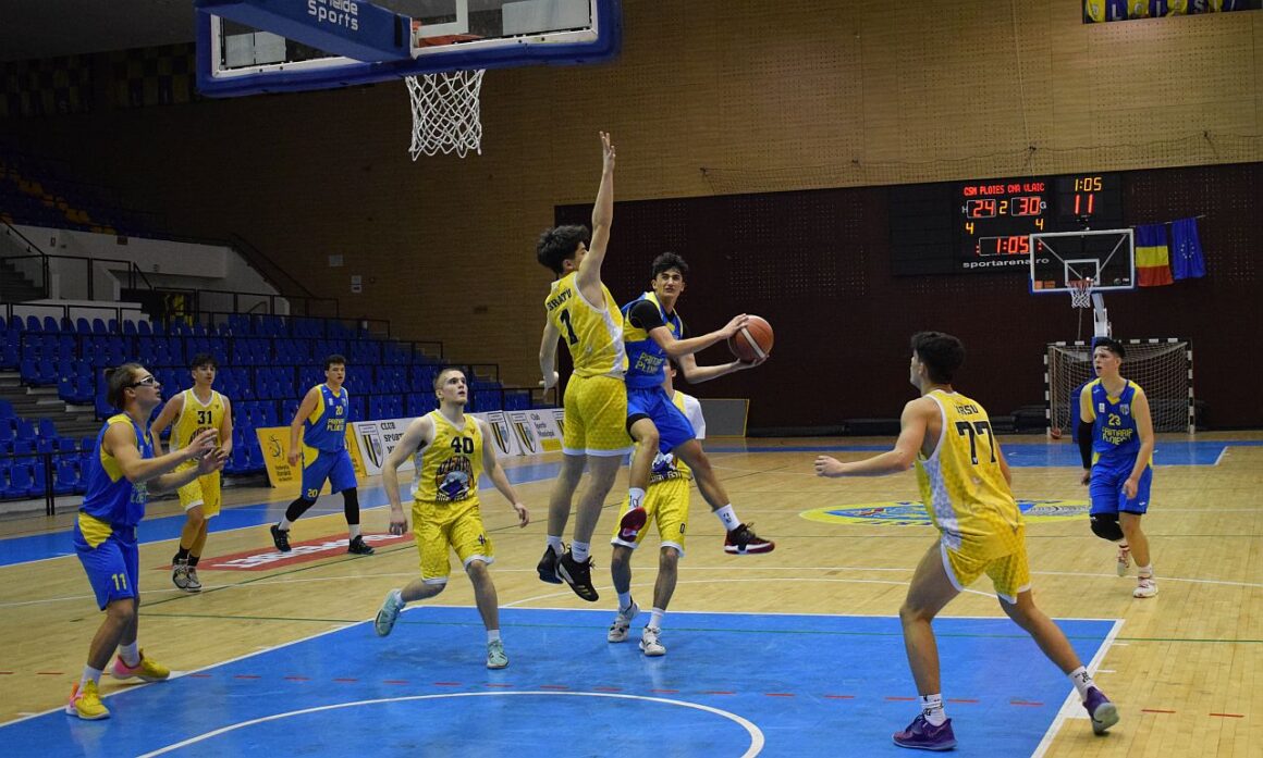 Echipa de baschet „U18”, trei înfrângeri în turneul din Sala „Olimpia”