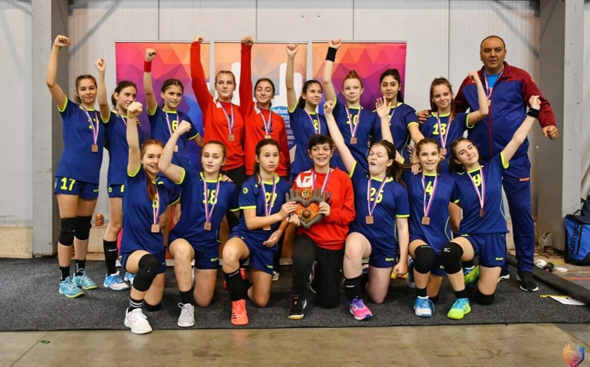 Echipa de handbal junioare 4, pe locul al 3-lea la „Prague Handball Cup”!