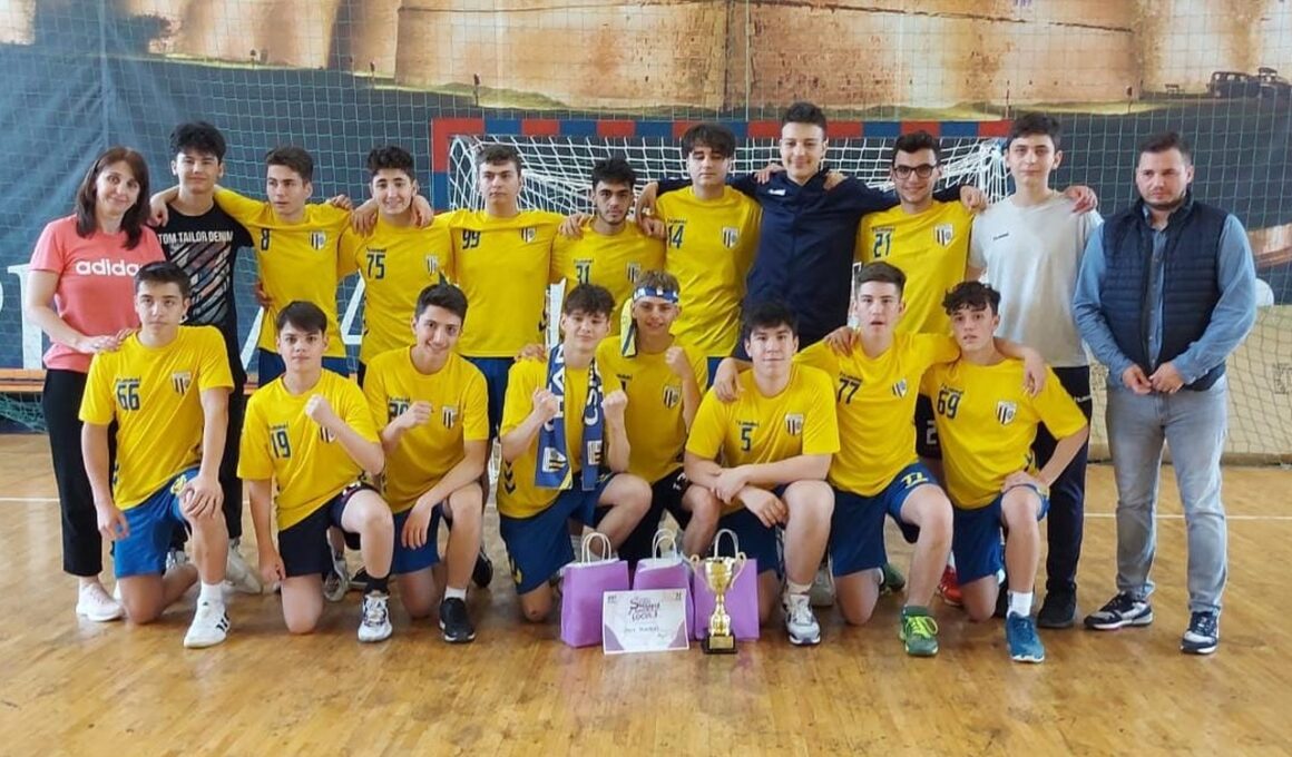 Echipa de handbal juniori 2, pe locul al 3-lea la Turneul Final Speranţă, de la Făgăraş!