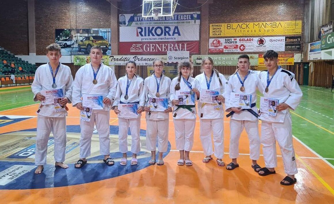 Judo: sportivii de la CSM-CFR-CSŞ Ploieşti, 8 medalii obţinute la „Memorialul Aurel Câmpeanu”!