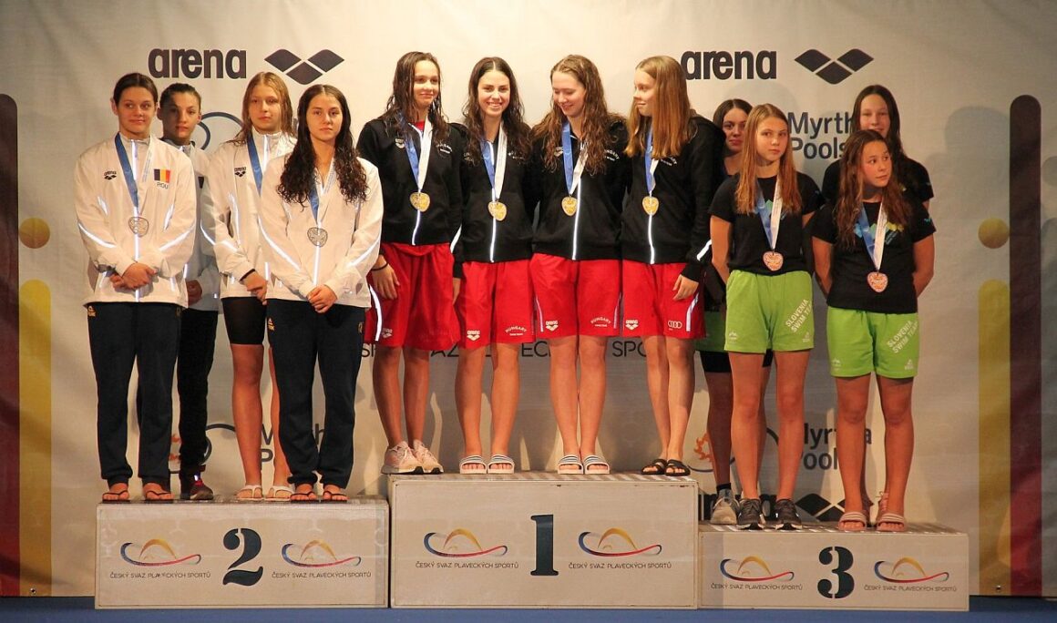 Înot: Briana Păun, medaliată cu argint la Concursul Ţărilor Central Europene!