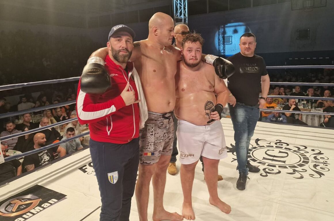 Kempo: Ştefan Panaitescu, învins la puncte în Gala „Fight Zone”, de la Deva