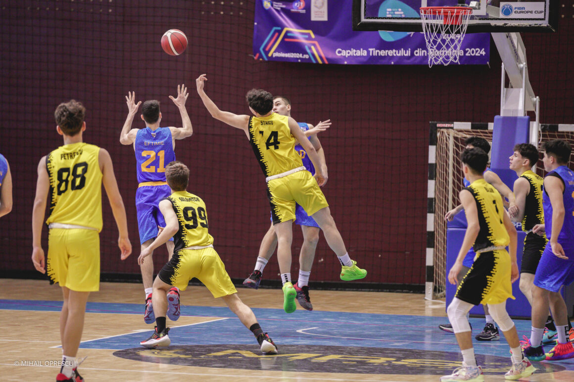 Trei victorii şi echipa de baschet „U16” e calificată la Turneul Final al campionatului!