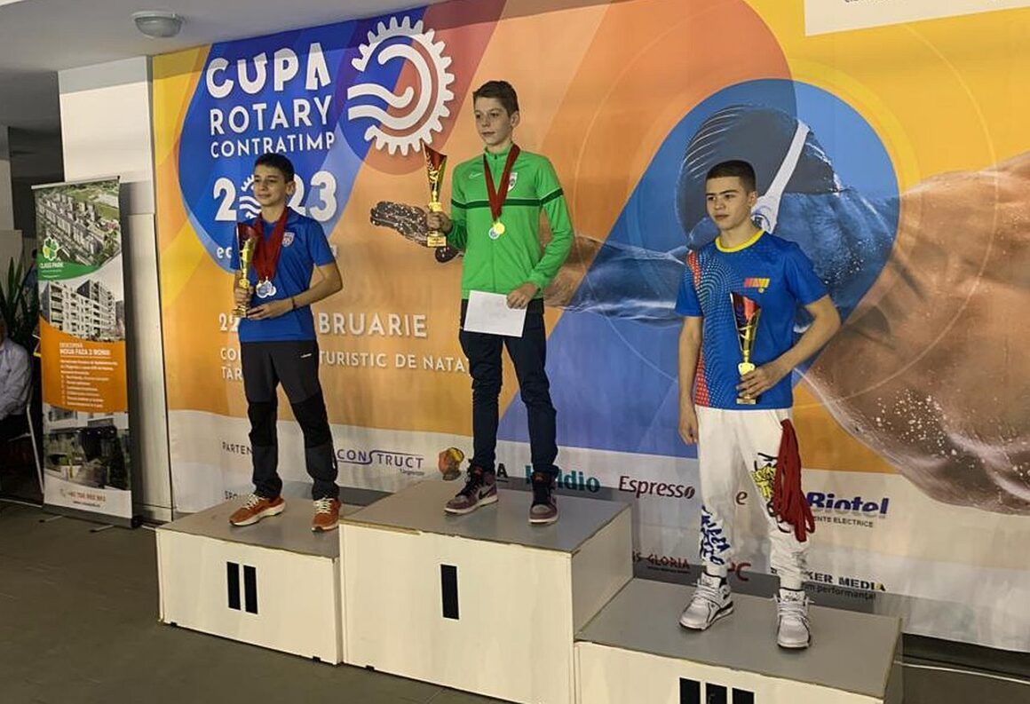 Înot: Luca Marinescu, două medalii de aur la „Cupa Rotary Contratimp”, de la Târgovişte!