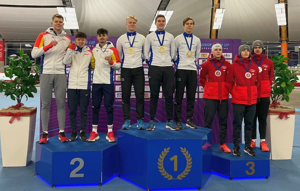 Patinatorii de la CSM Ploieşti, medalie de argint la Cupa Mondială „U23” în proba de Team Sprint!