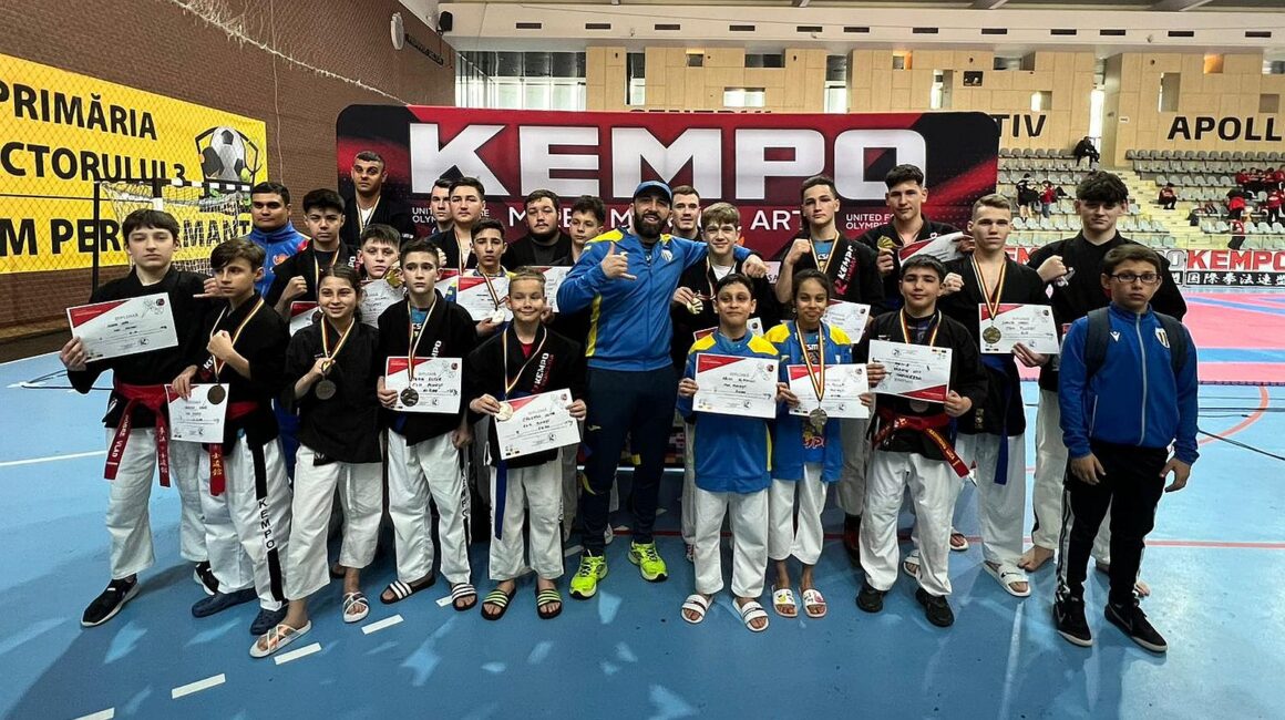 Kempo: 15 medalii pentru sportivii de la CSM Ploieşti la Campionatul Naţional de Submission!