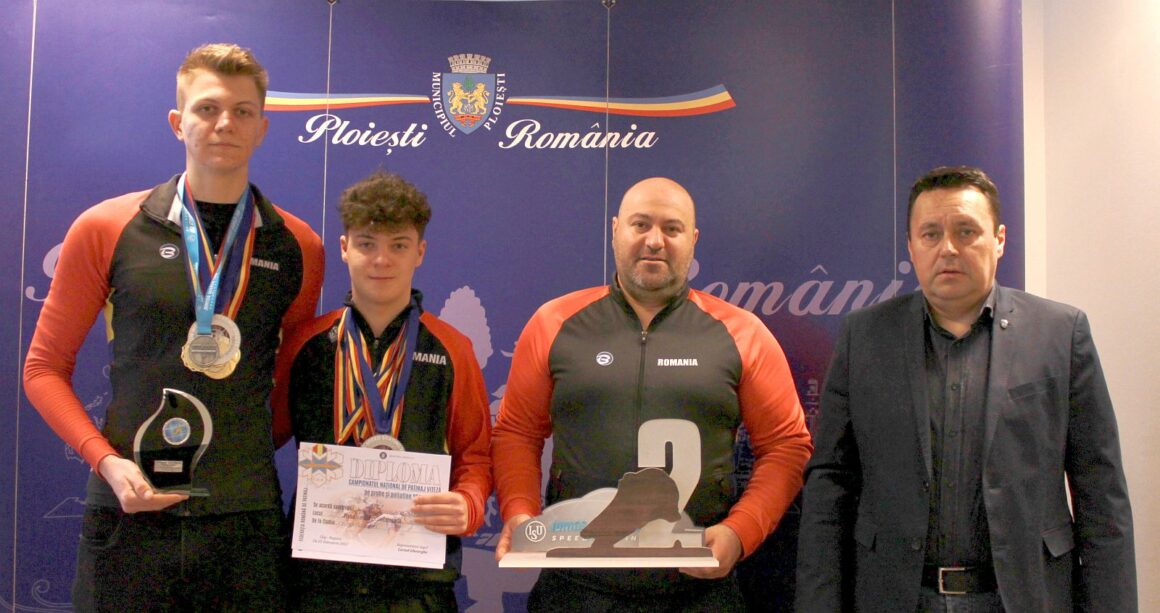 Sportivii secţiei de patinaj viteză, premiaţi de Primarul Municipiului Ploieşti, Andrei Volosevici!