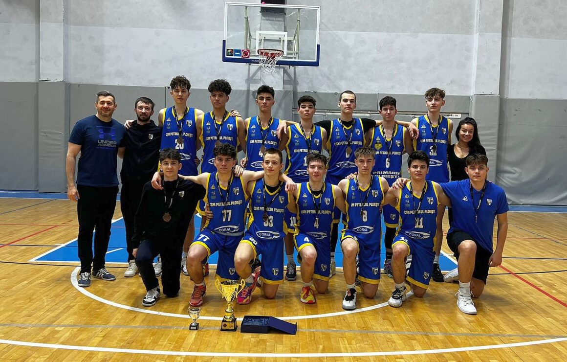 CSM Petrolul Ploieşti „U17” obţine bronzul Superfinalei Conferinţei Sud a EYBL, de la Skopje!