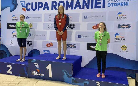 Înot: Briana Păun şi Erika Forţu, 10 medalii obţinute la Cupa României, de la Otopeni!