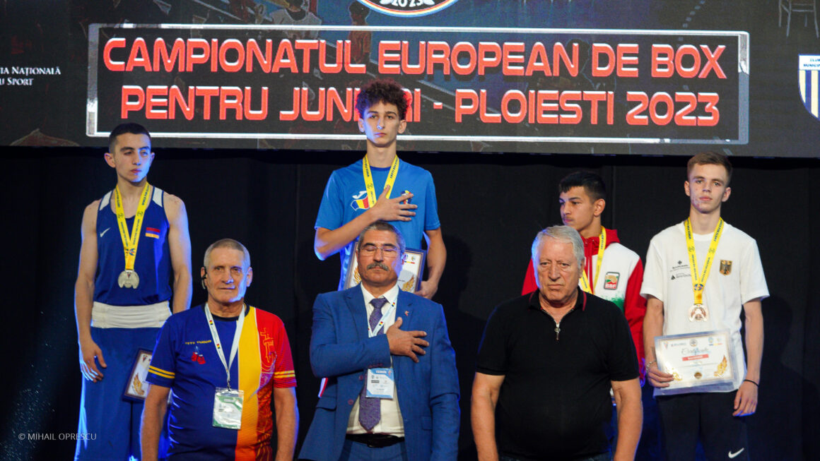 Box: Fabian Stroe este campion european de juniori al categoriei „52 kg”!