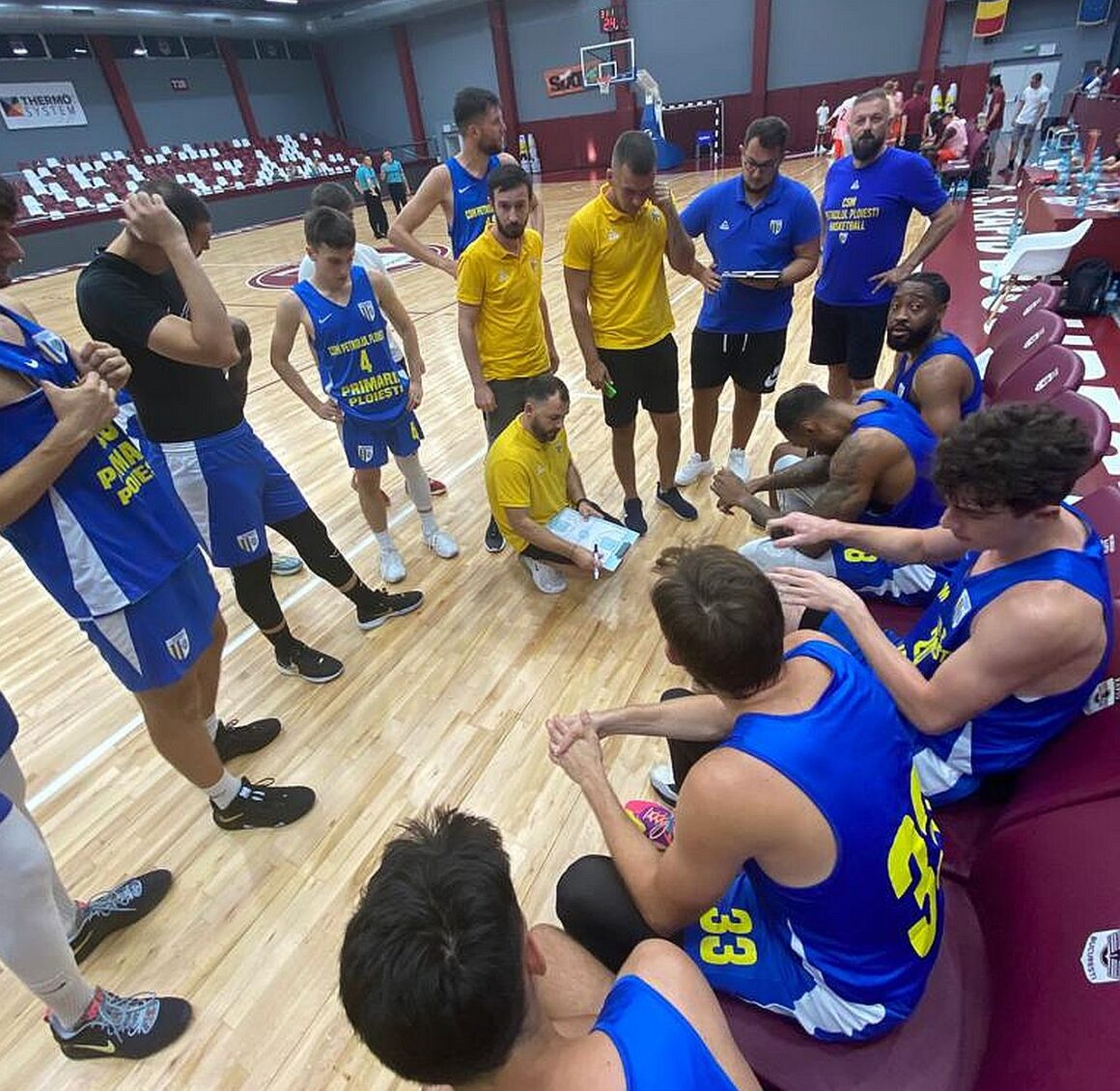 CSM Petrolul Ploieşti, învinsă de Rapid în primul test al verii: 76-93 (25-21, 15-20, 22-23, 14-29)