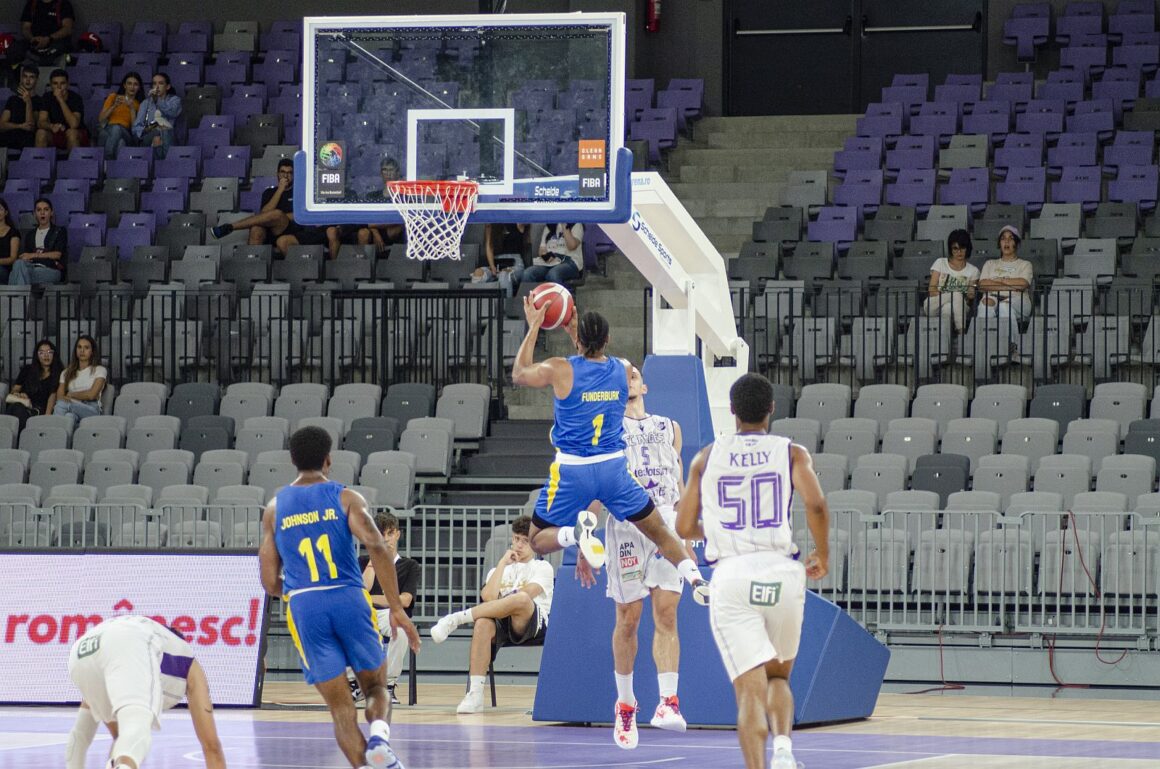 Victorie scăpată printre degete la debutul în Liga Naţională: FC Argeş – CSM Petrolul Ploieşti 78-75!