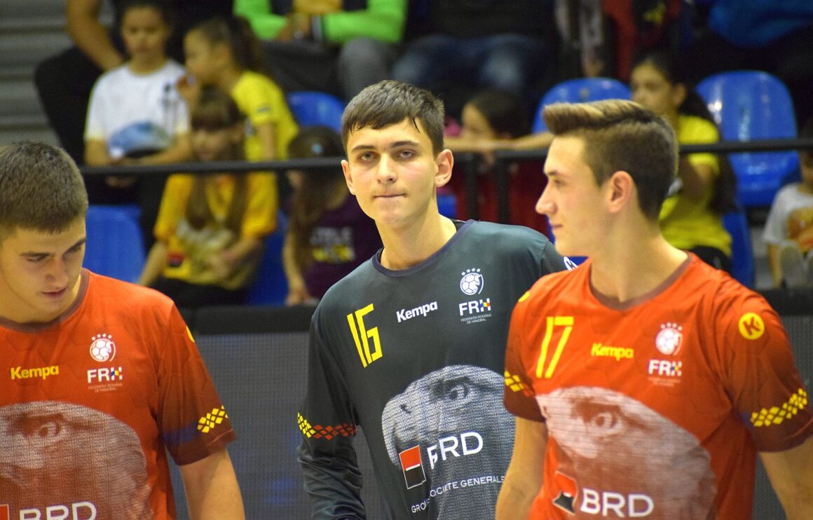 Handbal: o nouă convocare pentru Denis Ştefan la lotul naţional de juniori al României!