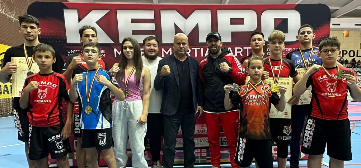 Sportivii secţiei de kempo, 26 de medalii obţinute la Cupa României la Grappling!