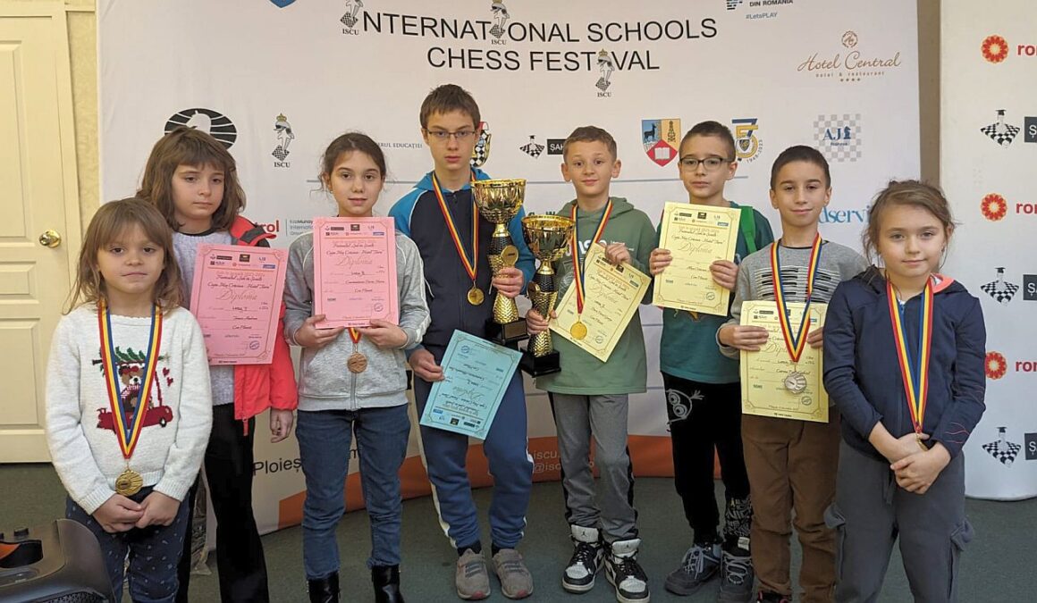 20 de medalii obţinute, în weekend, de sportivii secţiei de şah a CSM Ploieşti!