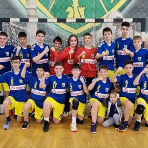 Victorie la final de sezon pentru echipa de handbal juniori 3 a CSM Ploieşti