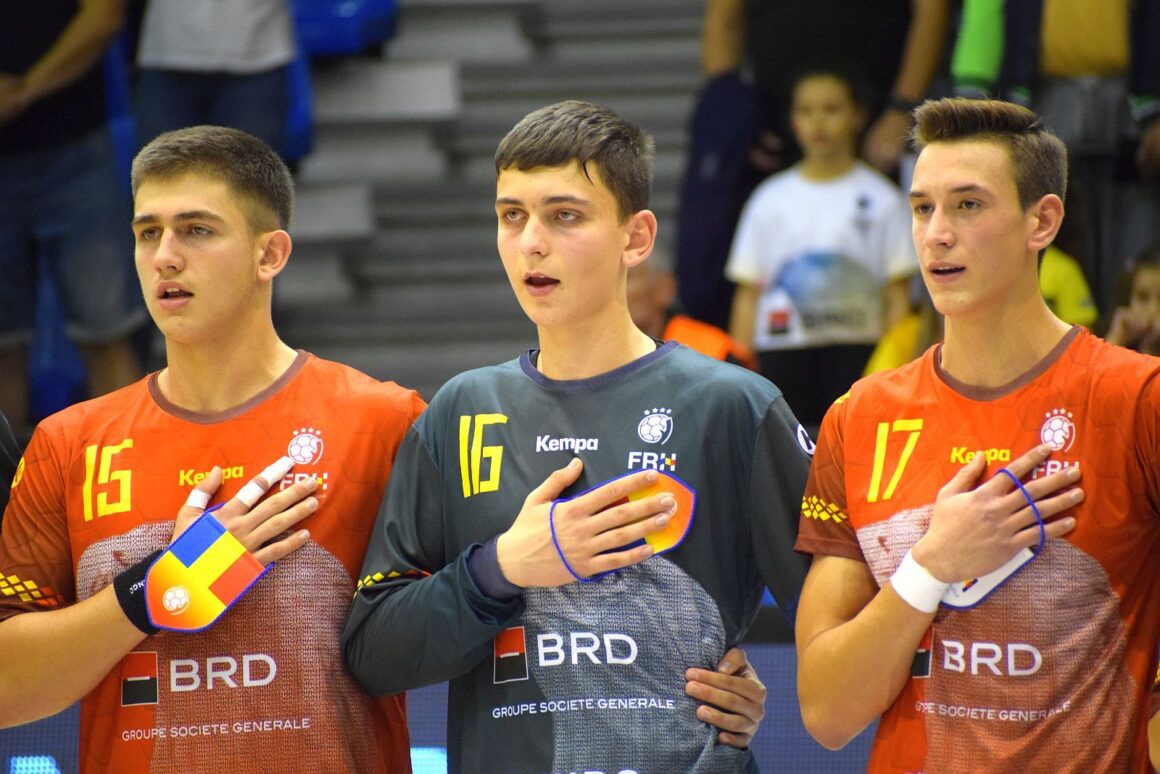 Handbal: Denis Ştefan, din nou sub „tricolor”!