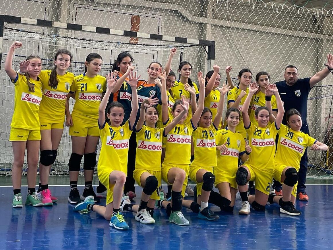 Echipa de handbal junioare 4 merge în Faza Semifinală de pe poziţia secundă a Euroregiunii RO3!